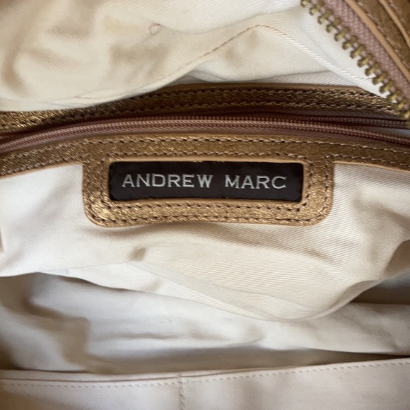 Andrew Marc bronze metallic tote bag nwt - Picture 6 of 11